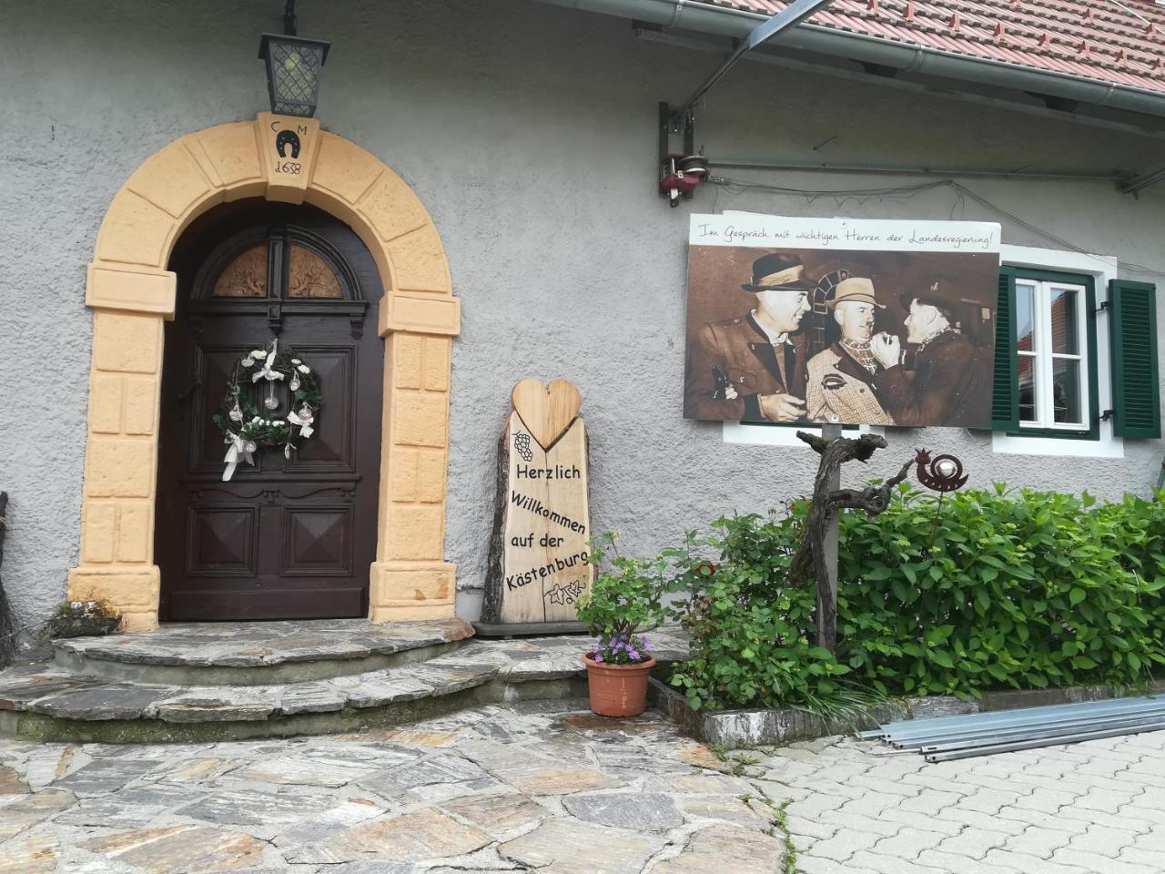 Kultur Weingut Kaestenburg Ratsch an der Weinstraße Εξωτερικό φωτογραφία
